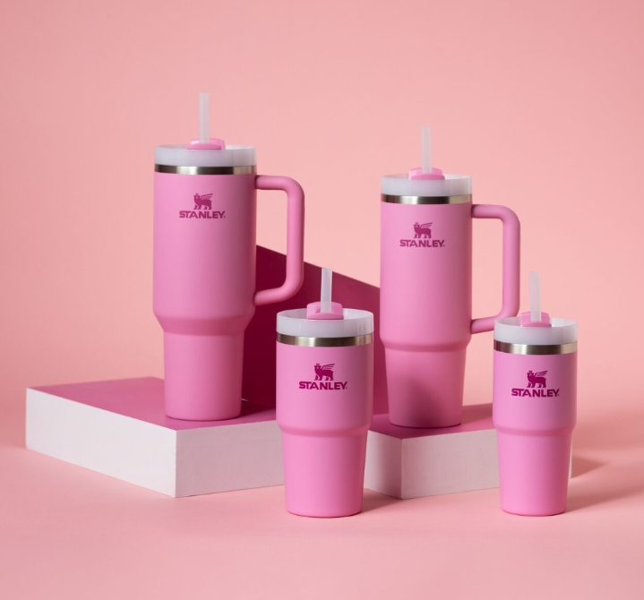 A group of pink cups

Description automatically generated